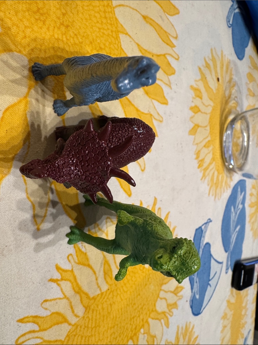 Unbranded Green, Blue & Burgundy Reptile Toy Set — Mini Figurine Pack